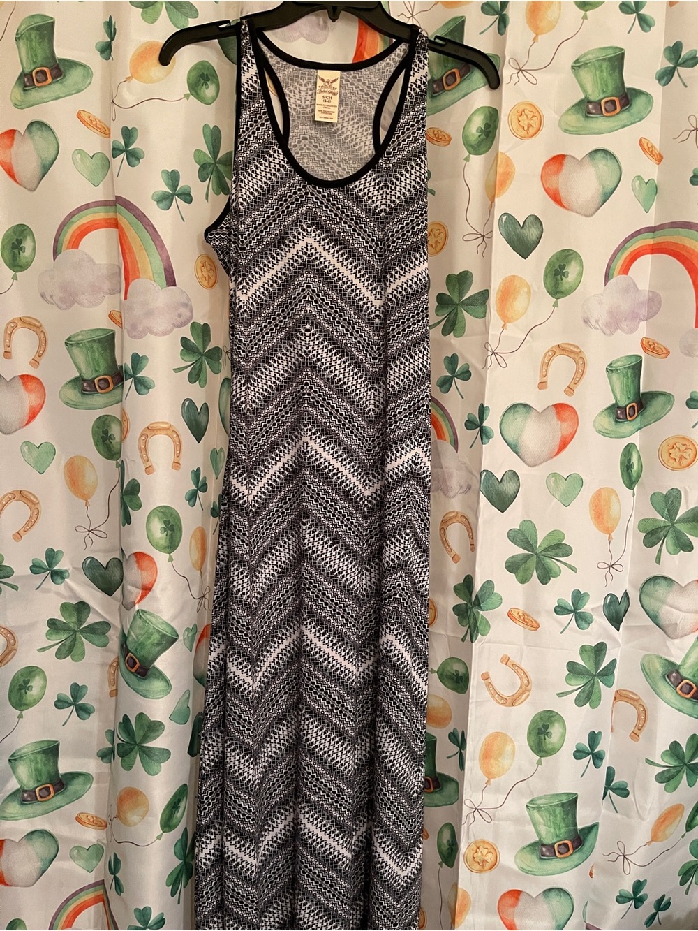 Black & White Chevron Racerback Maxi Dress - Women